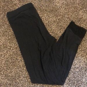 Victoria’s Secret pink leggings